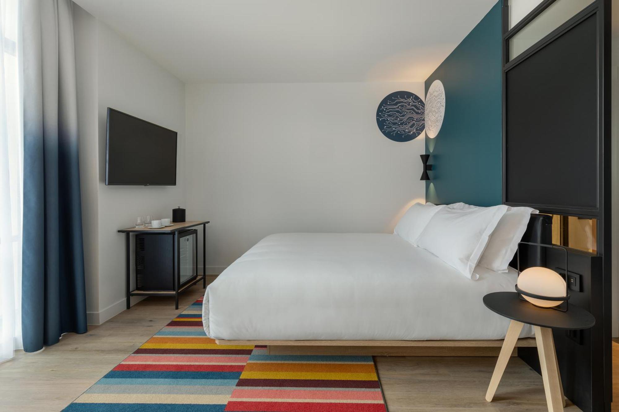 Aloft Hotel Dijon By Marriott ภายนอก รูปภาพ