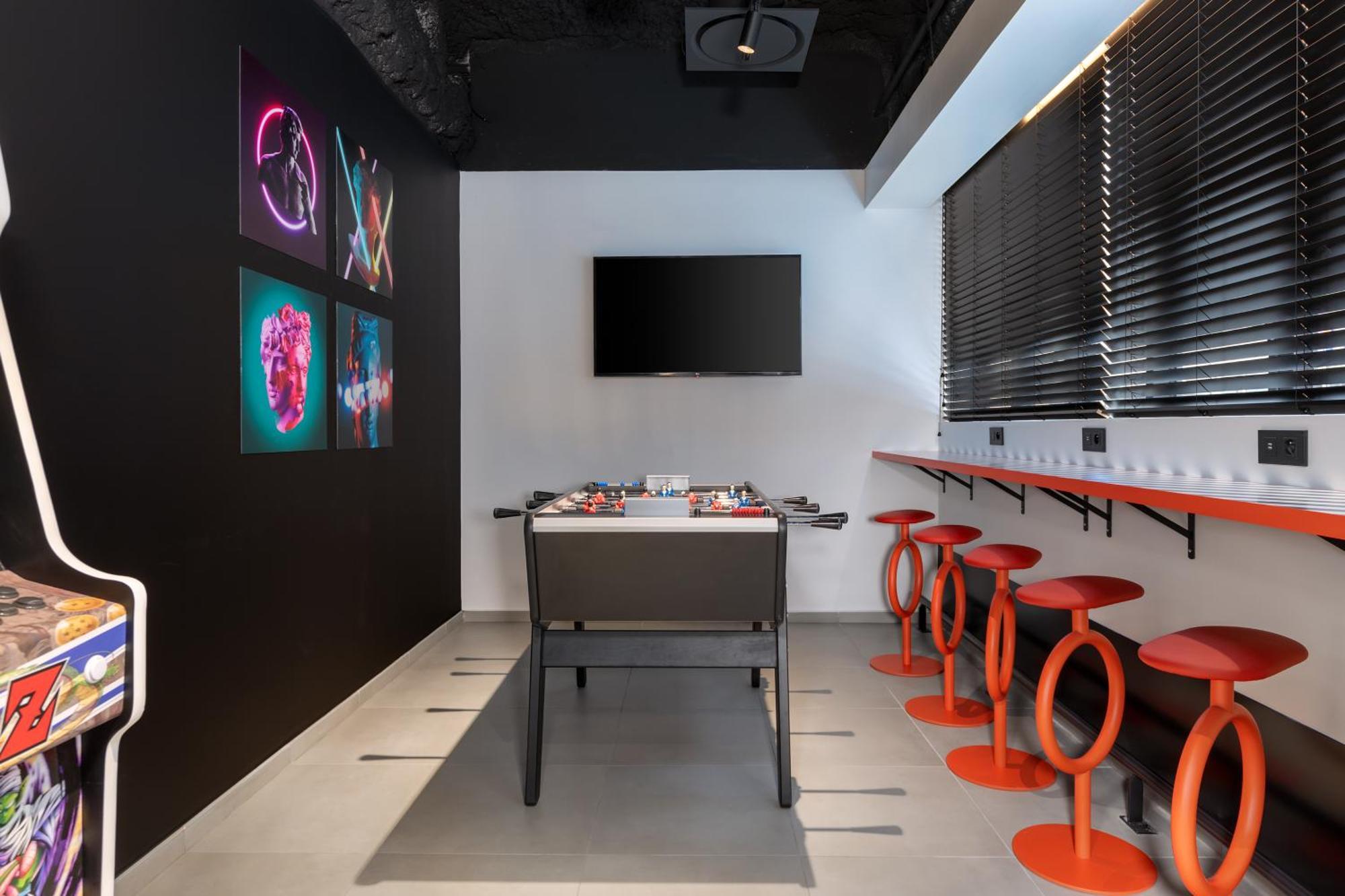 Aloft Hotel Dijon By Marriott ภายนอก รูปภาพ