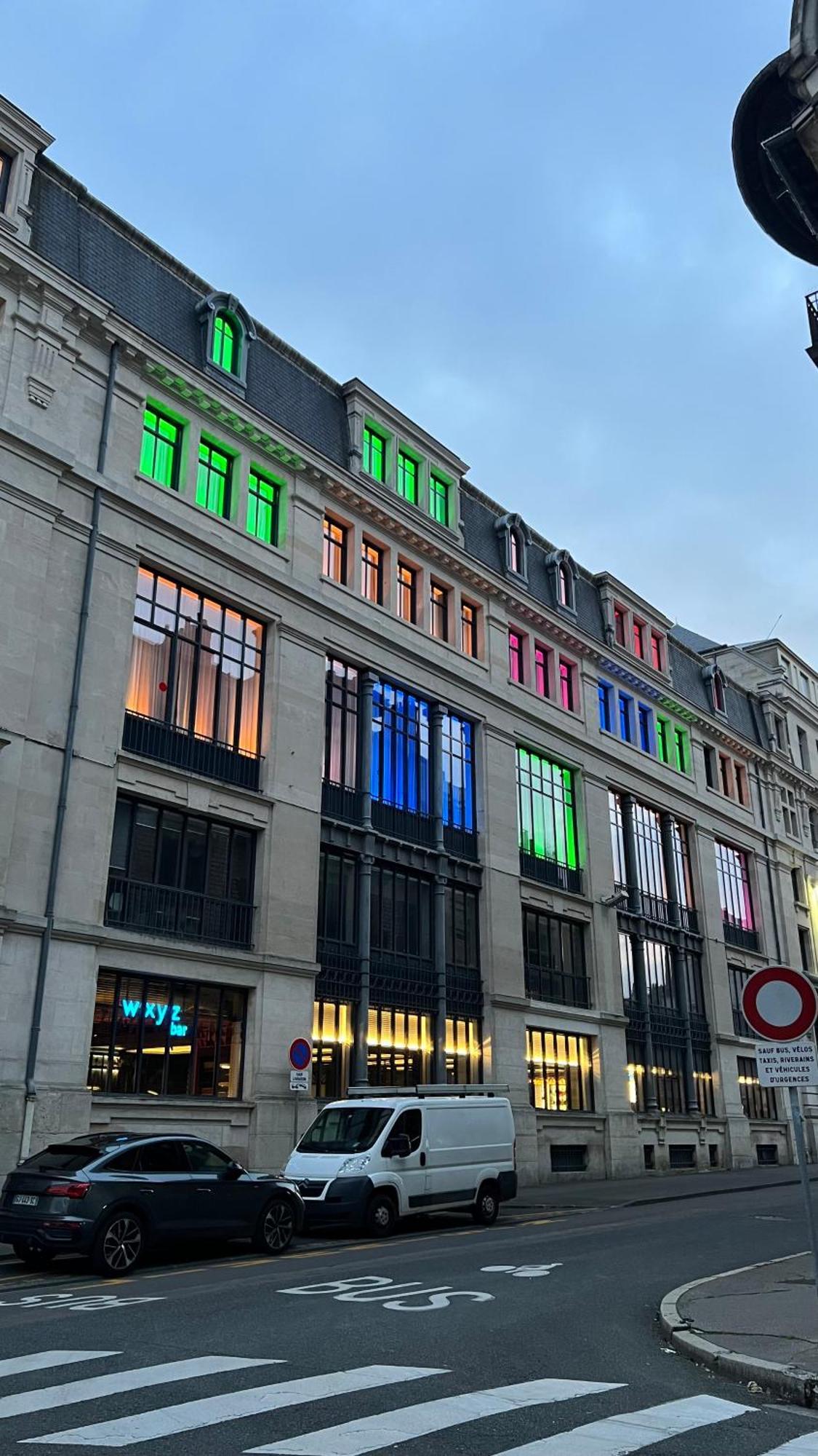 Aloft Hotel Dijon By Marriott ภายนอก รูปภาพ